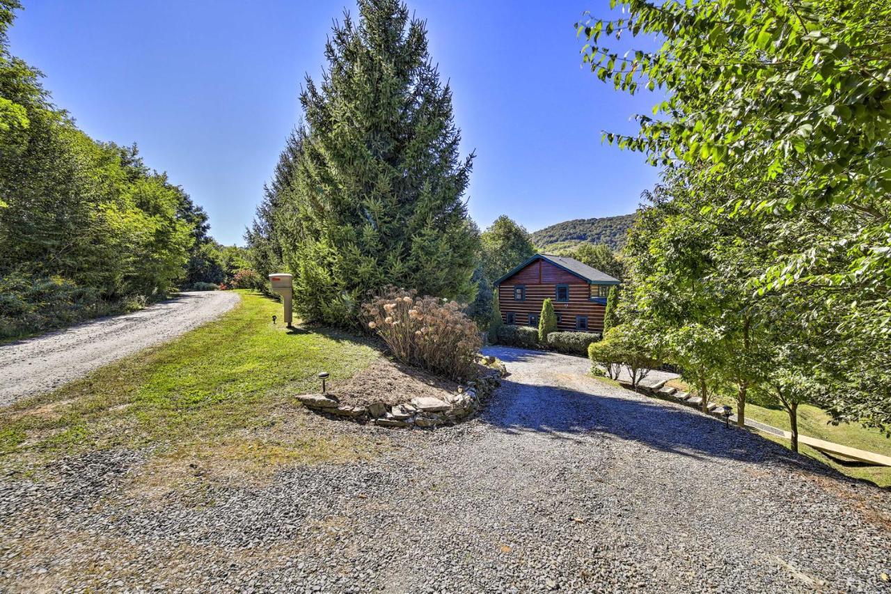 Dog-Friendly Cabin, 9 Mi To Sugar Mountain Resort Banner Elk Exterior photo